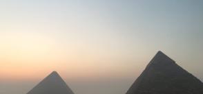 Solar plane lands in Egypt 